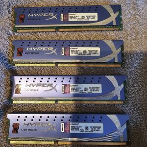 Kingston HyperX Genesis KHX1600C9D3K2/8GX DDR3 PC3-12800u (4) x 4GB = 16GB RAM